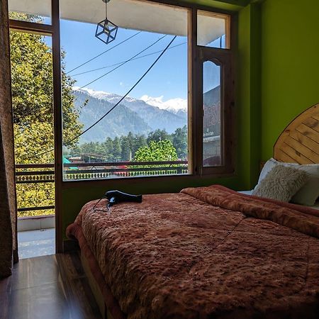 Attic Monkey Cafe & Rooms Manāli Εξωτερικό φωτογραφία